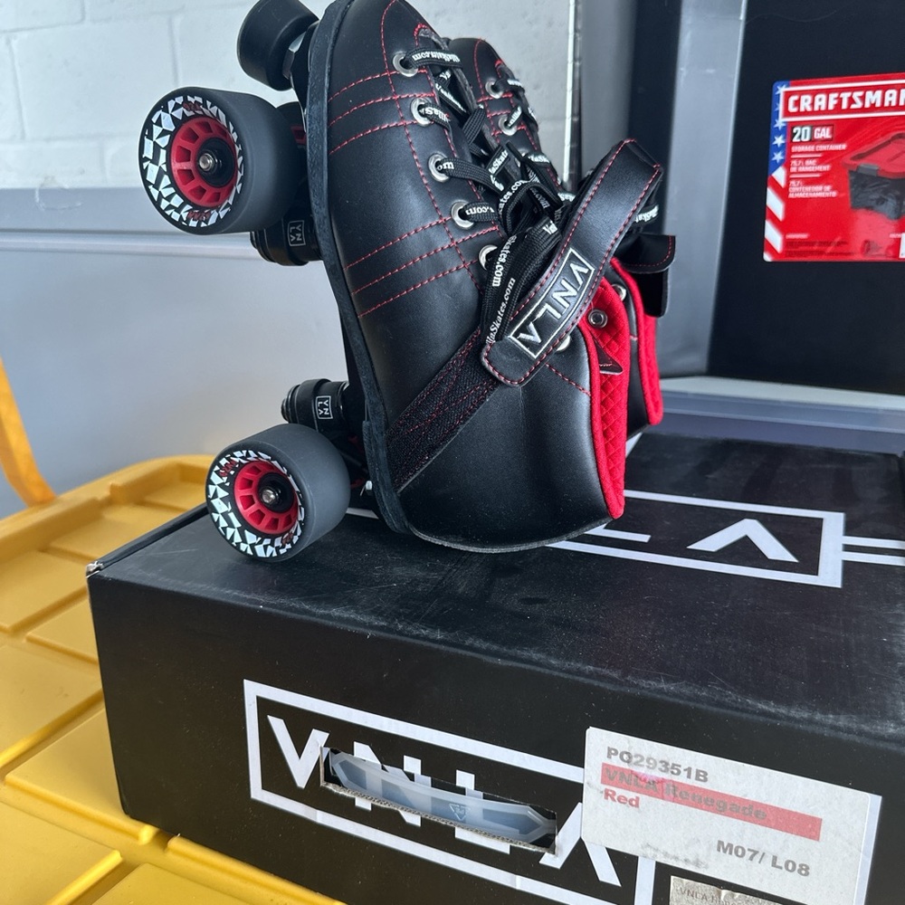 VNLA Skates